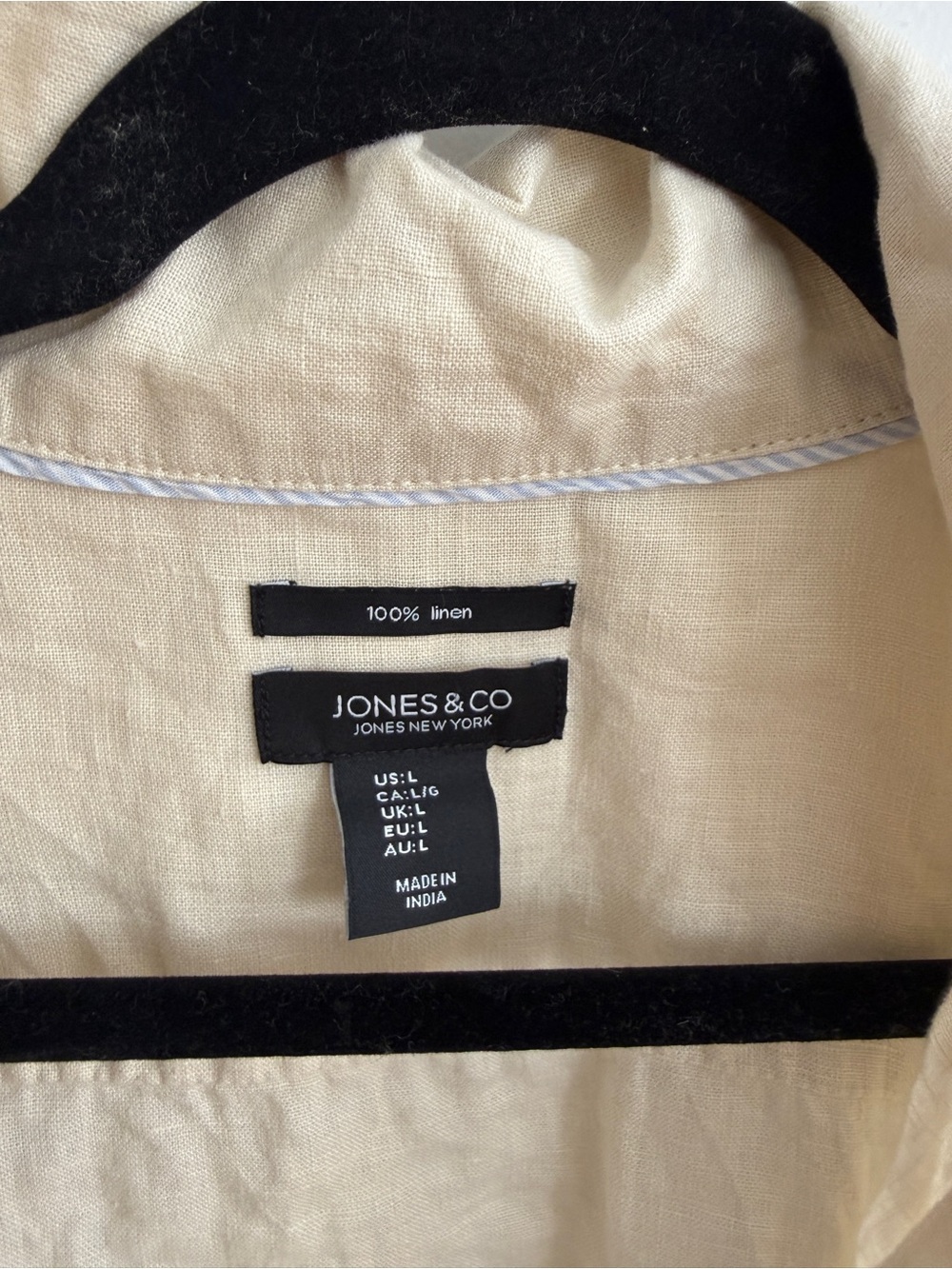 Jones & Co Cream Linen Blazer